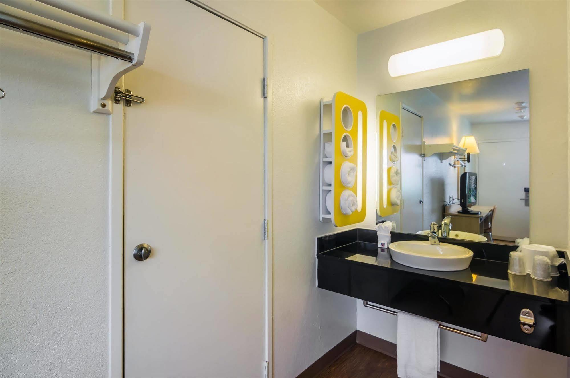 Motel 6-College Station, Tx - Bryan Exteriör bild